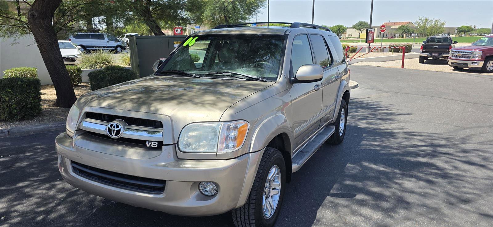 Used 2006 Toyota Sequoia SR5 RWD image 1