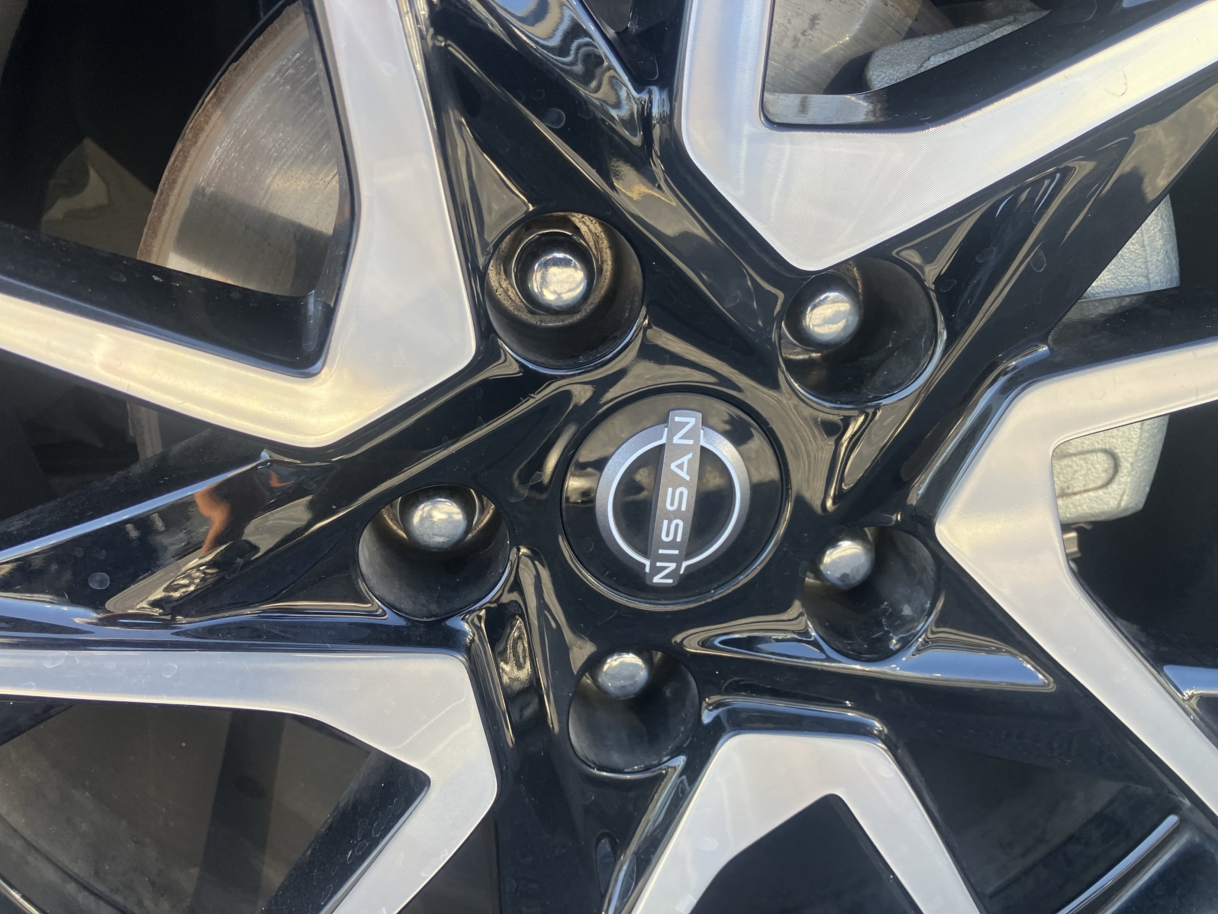 Used 2024 Nissan Sentra SR FWD image 9
