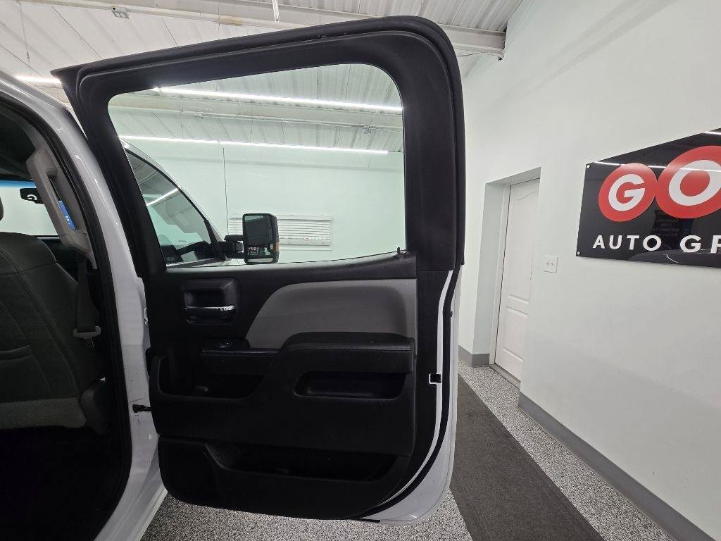 Used 2019 Chevrolet Silverado 3500 W/T w/ WT Convenience Package RWD image 29