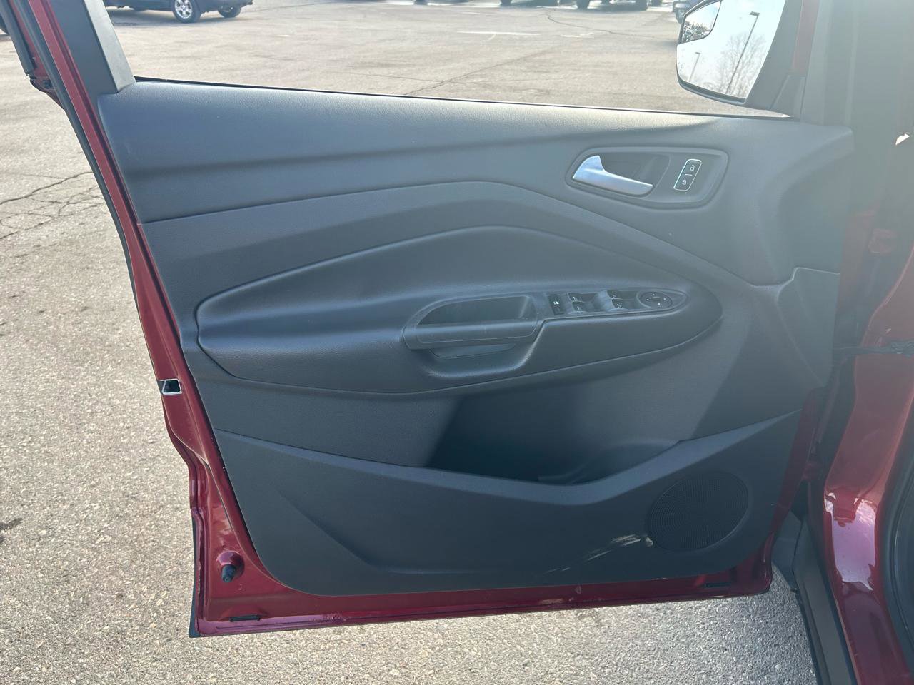 Used 2014 Ford Escape SE image 13