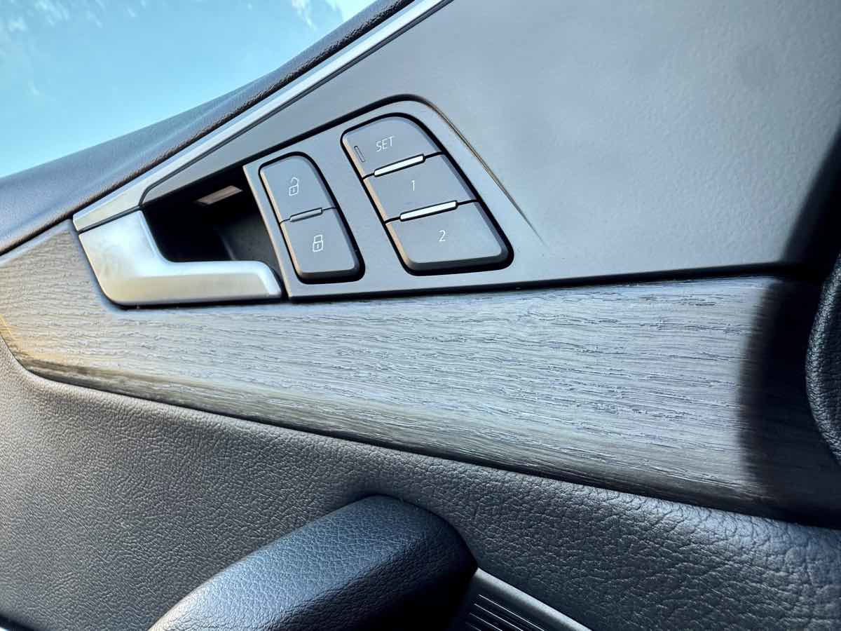 Used 2018 Audi A4 2.0T allroad Premium Plus image 32