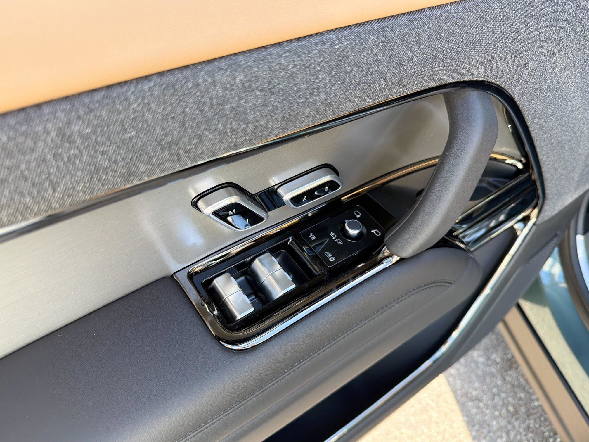 New 2026 Land Rover Range Rover Sport Dynamic SE image 23