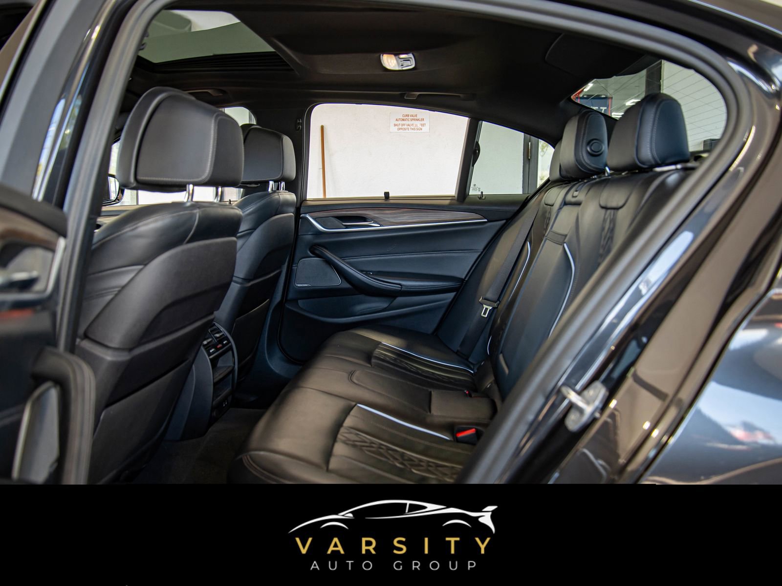 Used 2020 BMW M550i xDrive w/ Executive Package image 24