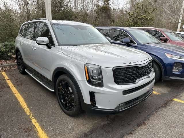 Used 2022 Kia Telluride SX w/ SX Prestige Package image 1