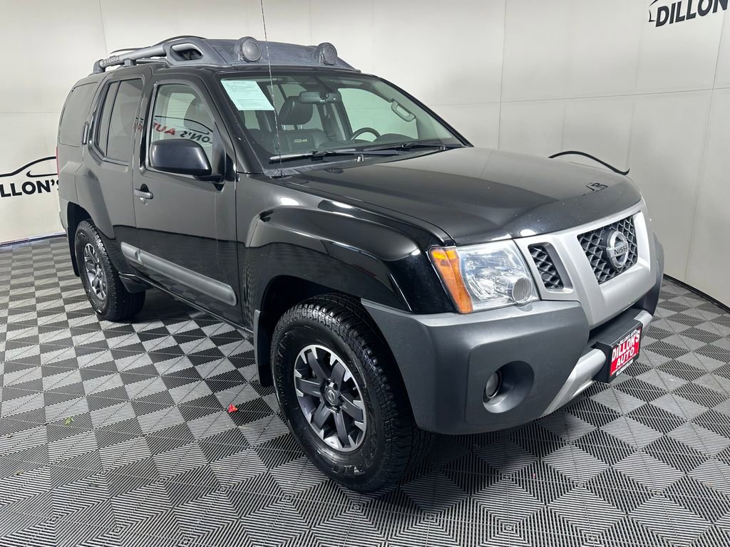 Used 2015 Nissan Xterra PRO-4X w/ Pro-4x Leather Package AWD/4WD image 9