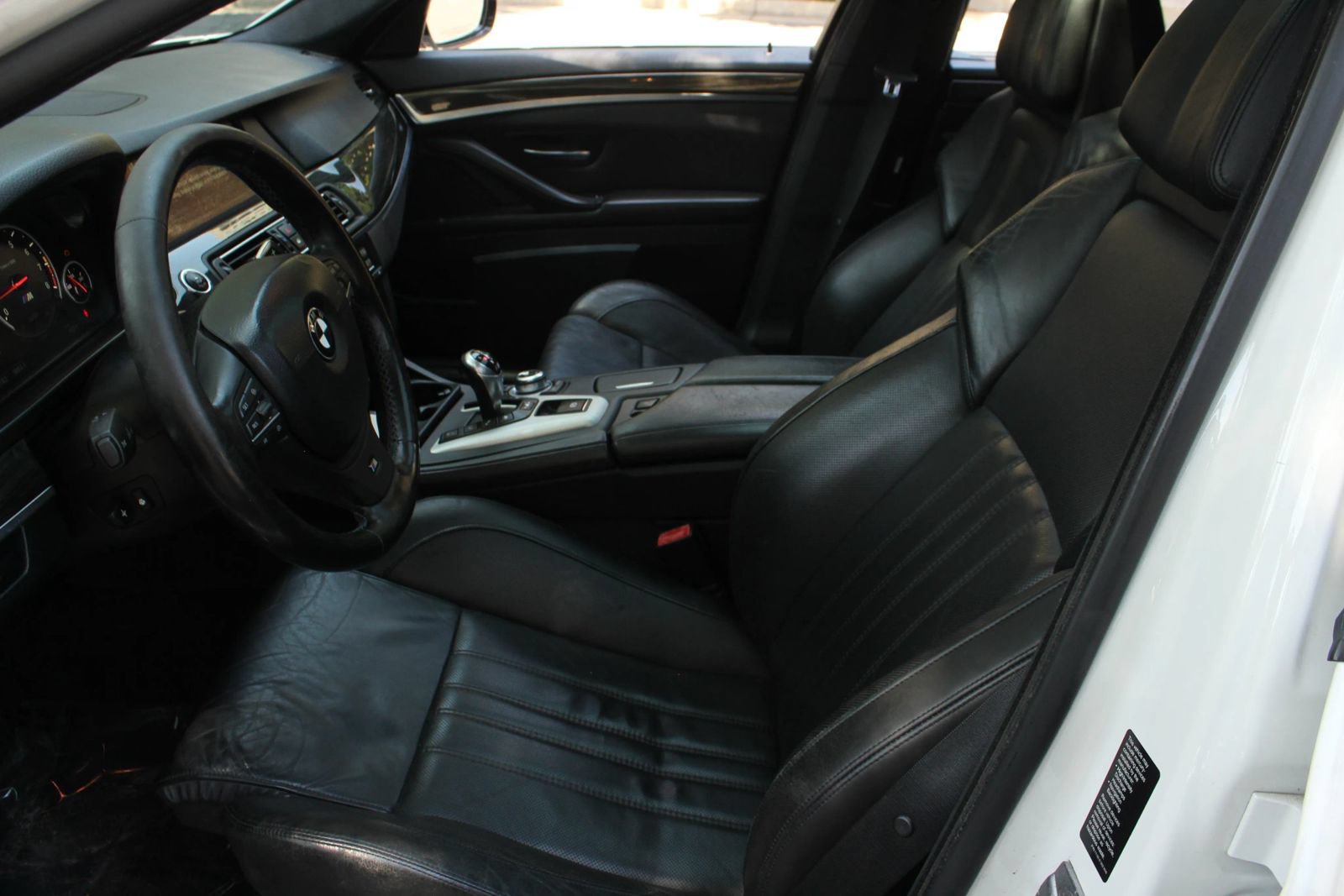 Used 2013 BMW M5 RWD image 14