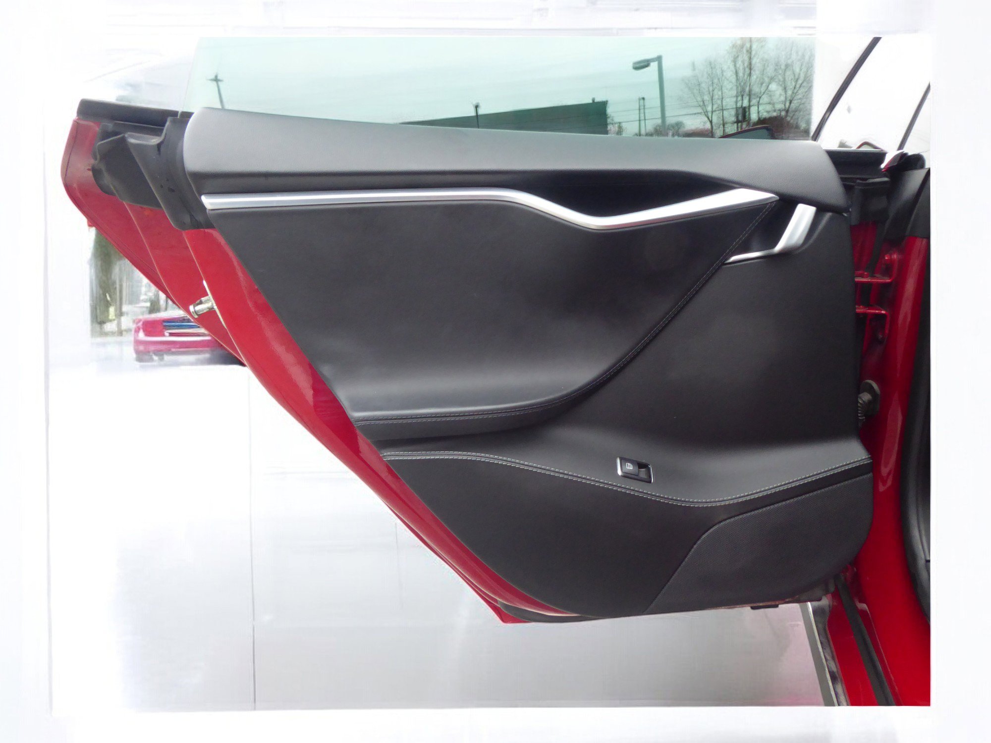 Used 2014 Tesla Model S P85D image 21