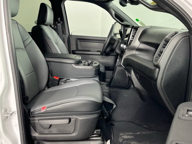 New 2026 RAM 3500 Tradesman AWD/4WD image 32