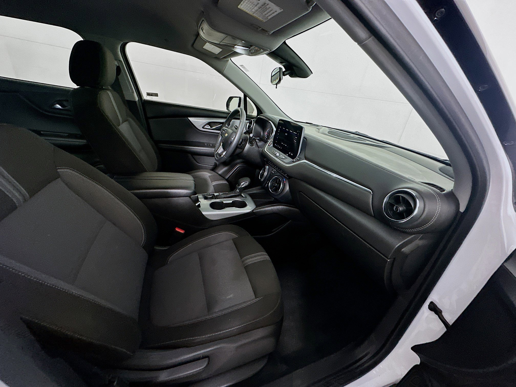 Used 2024 Chevrolet Blazer LT w/ Driver Confidence Package image 29