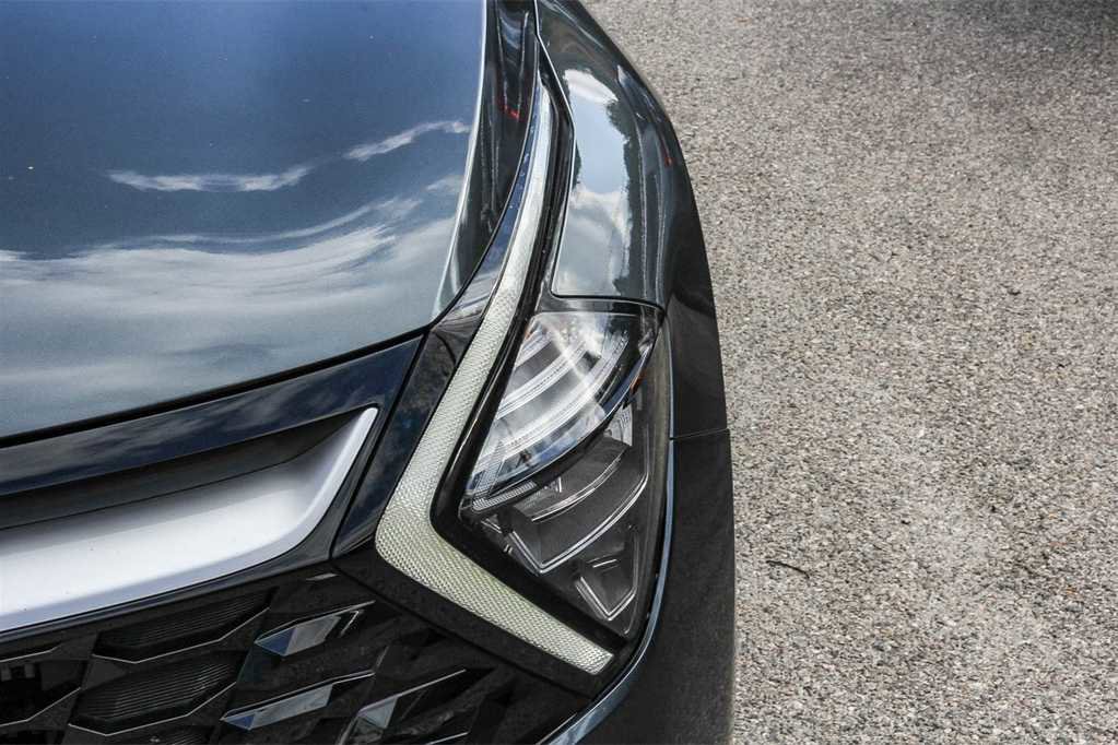 Used 2023 Kia Sportage EX w/ EX Premium Package image 7