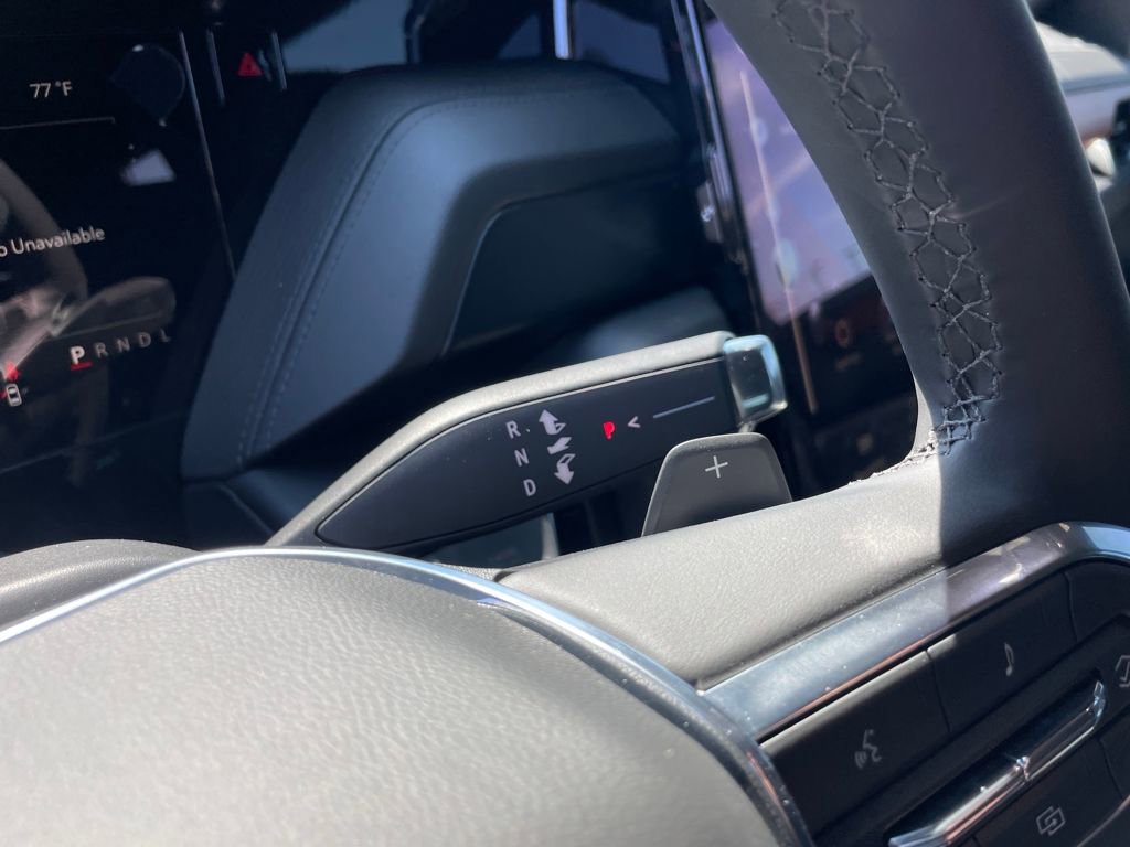 New 2026 GMC Yukon Denali w/ Sun & Power Step Package image 24