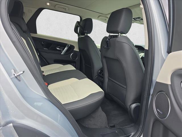 Certified 2025 Land Rover Discovery Sport S image 11