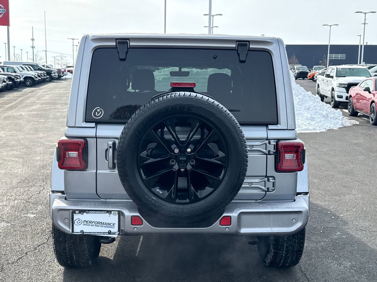 Used 2021 Jeep Wrangler Unlimited Sahara image 4