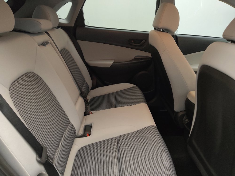 Used 2023 Hyundai Kona SE FWD image 19