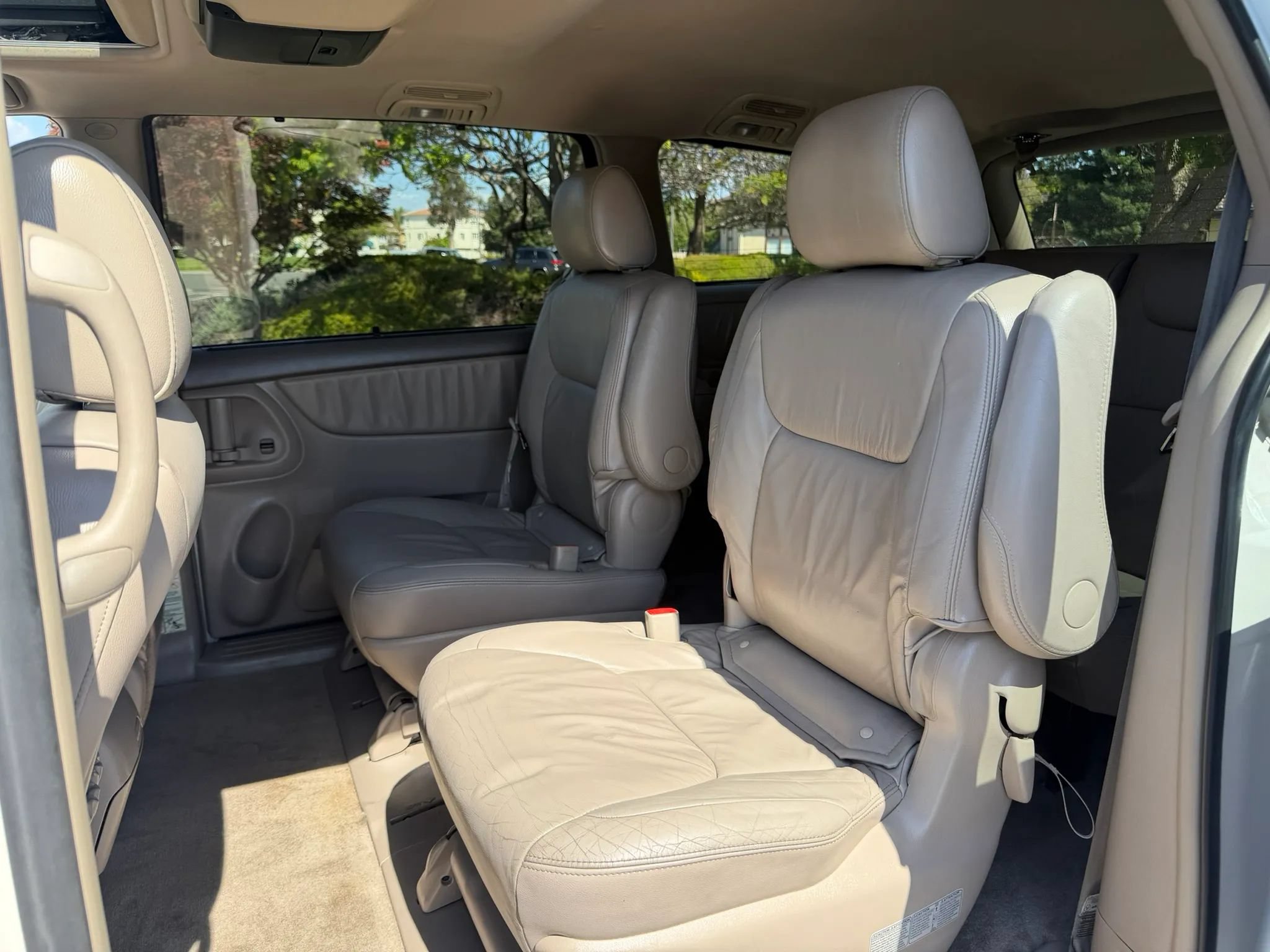 Used 2005 Toyota Sienna XLE Limited w/ XLE Limited Pkg 2 AWD/4WD image 19