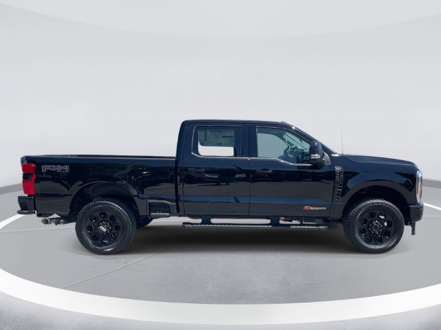 New 2026 Ford F350 Lariat w/ Black Appearance Package AWD/4WD image 3