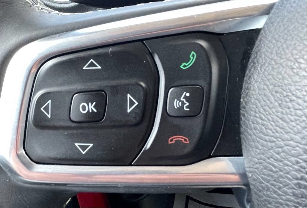 Used 2019 Jeep Wrangler Unlimited Sahara AWD/4WD image 23