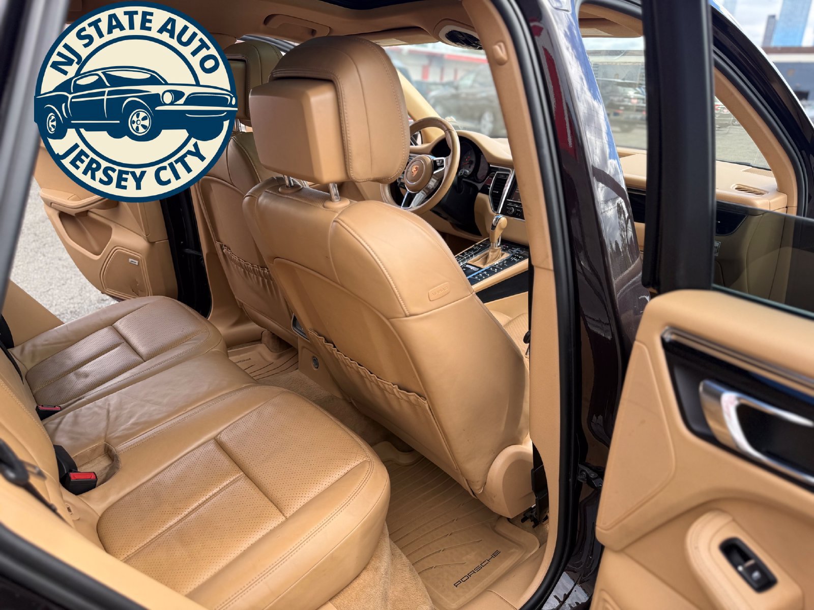 Used 2015 Porsche Macan S w/ Premium Package Plus AWD/4WD image 57