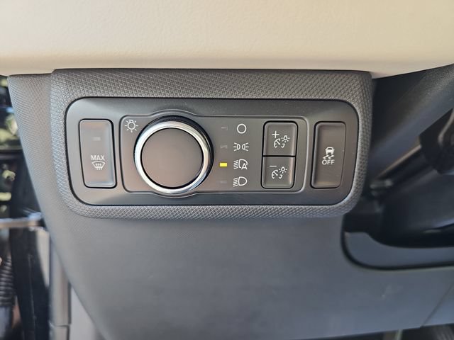 Used 2022 Ford Mustang Mach-E Premium RWD image 28