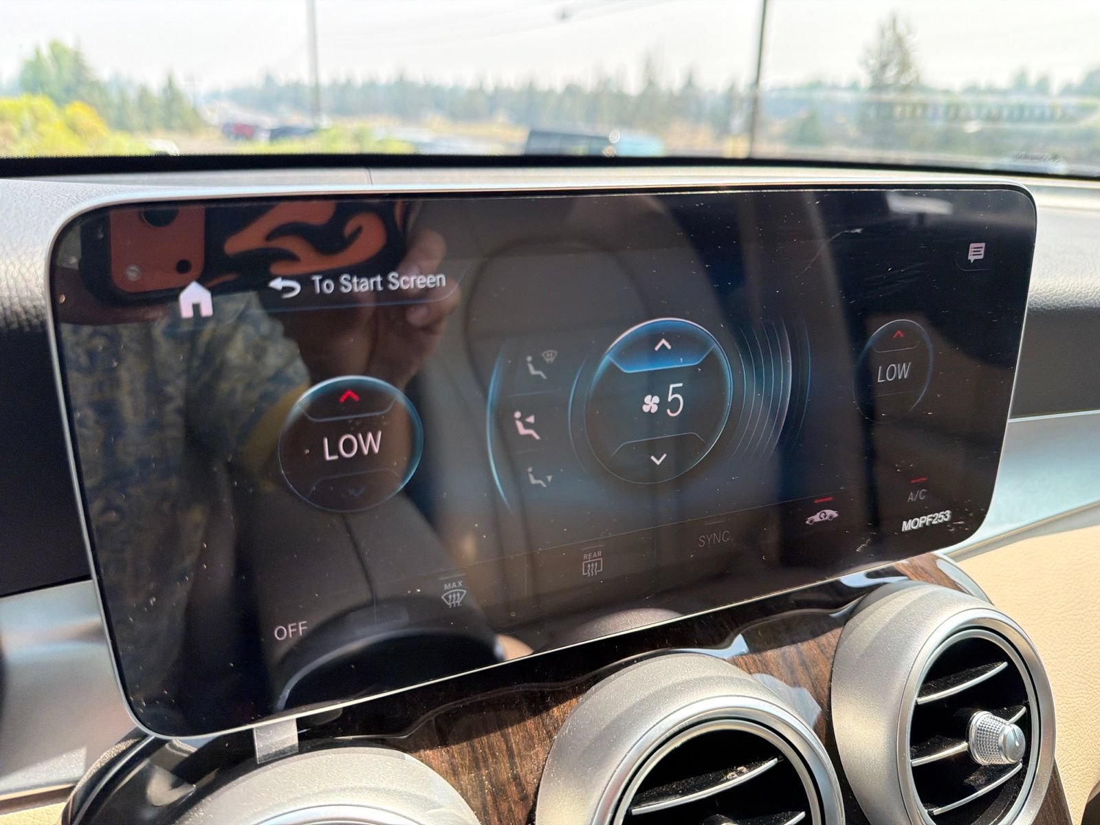 Used 2021 Mercedes-Benz GLC 300 4MATIC image 15