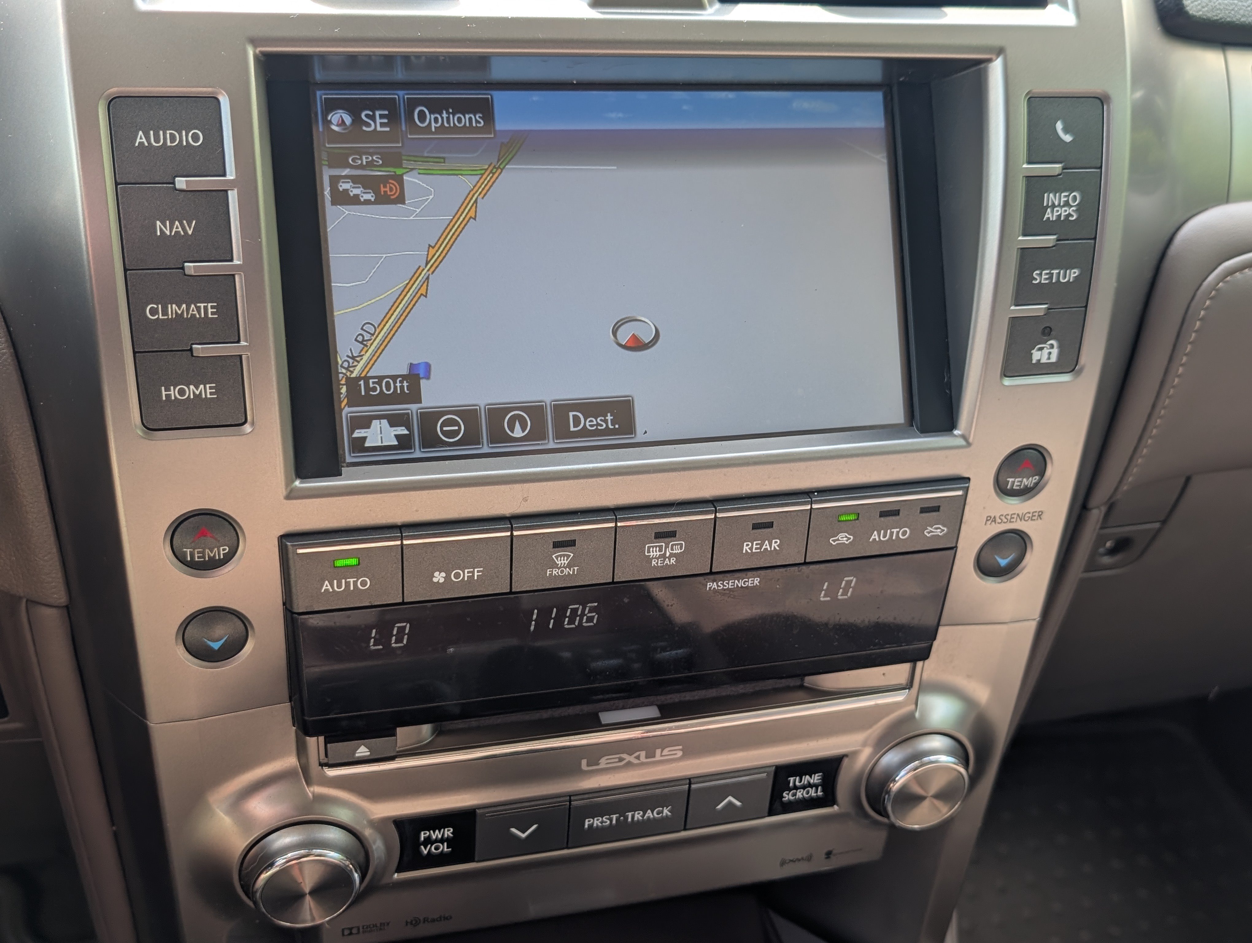 Used 2016 Lexus GX 460 w/ Premium Package AWD/4WD image 29