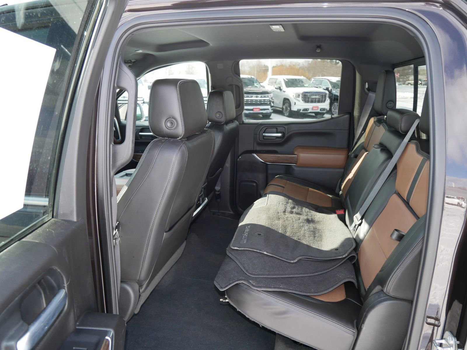 Used 2019 Chevrolet Silverado 1500 High Country w/ Safety Package II image 10