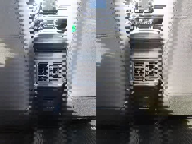 Used 2022 Toyota RAV4 LE image 22