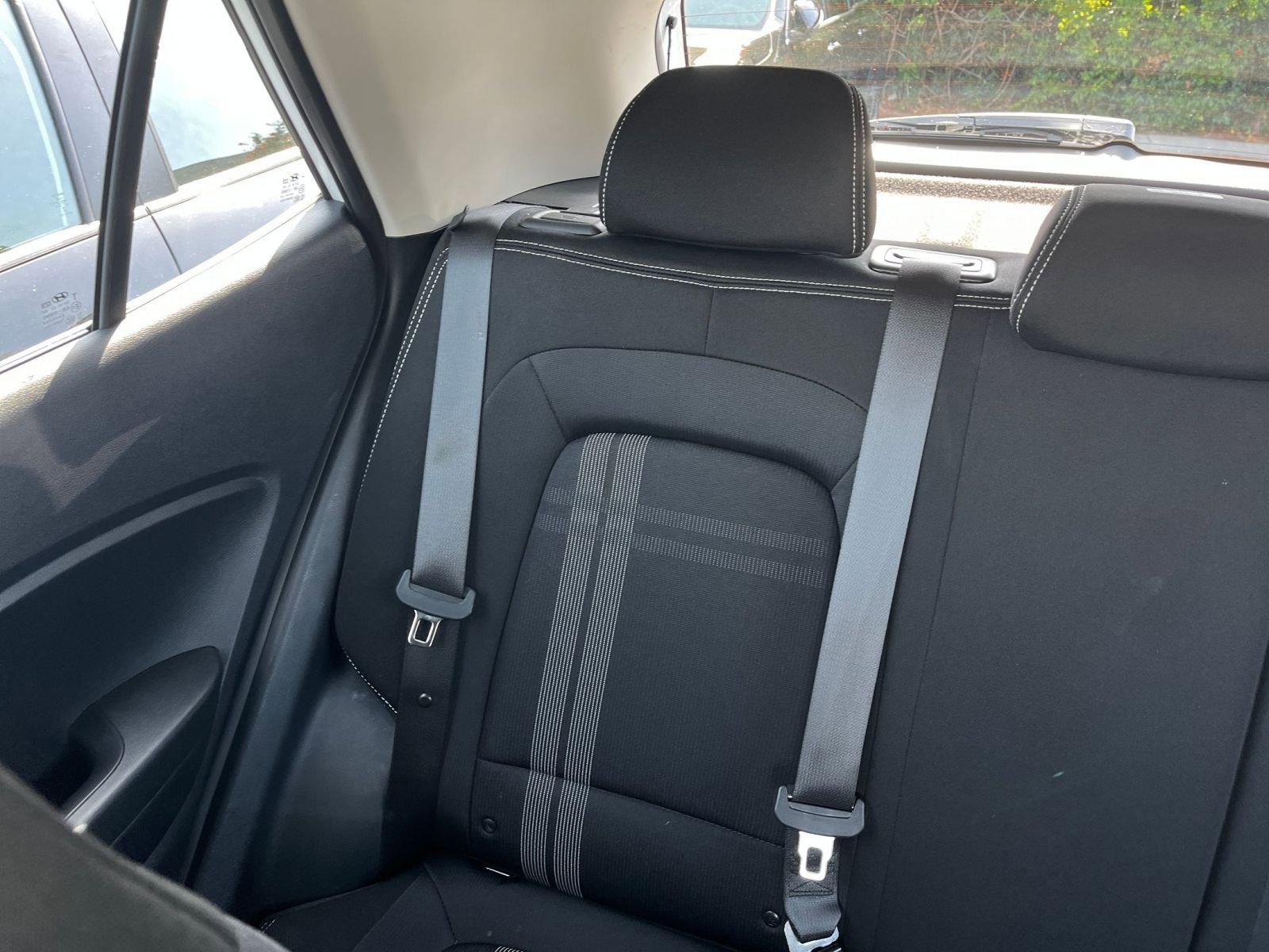 Used 2025 Hyundai Venue SEL FWD image 41