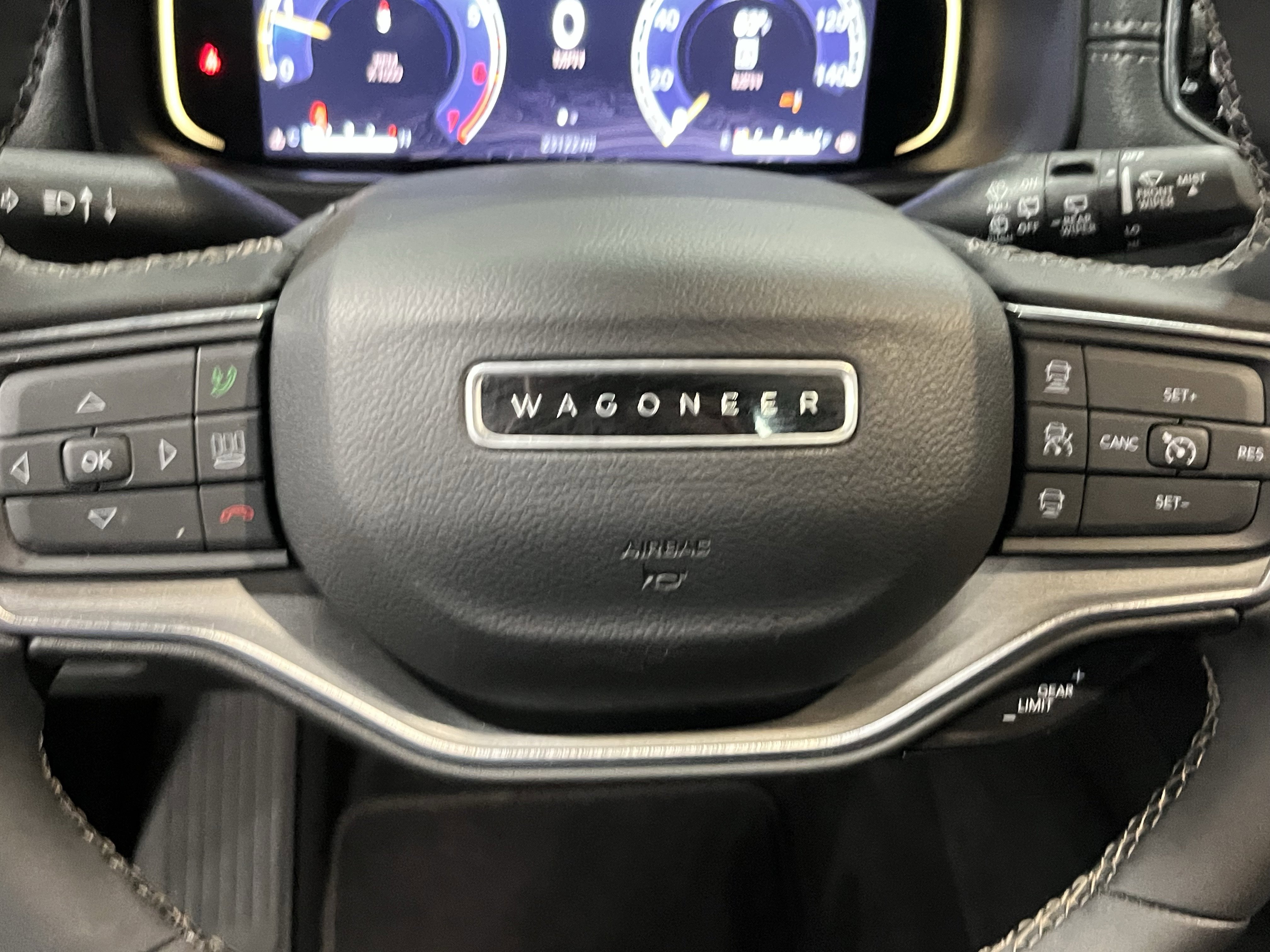 Used 2024 Jeep Wagoneer Series II w/ Convenience Group I image 22