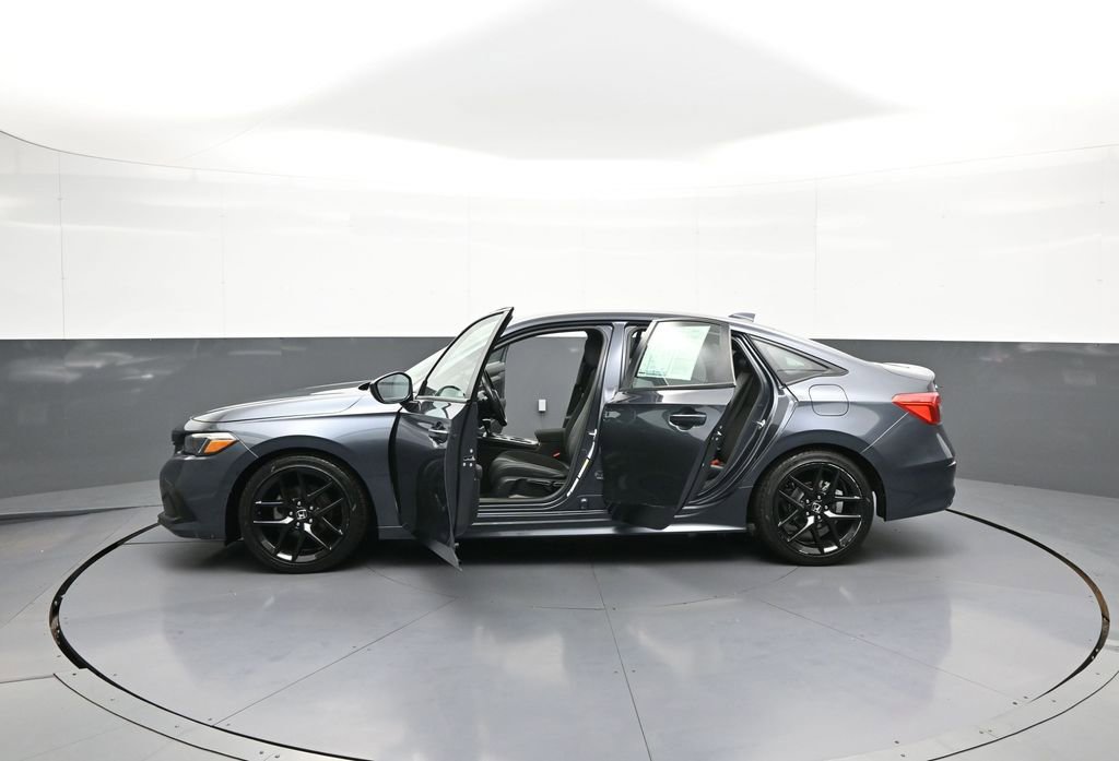 Used 2023 Honda Civic Sport image 42
