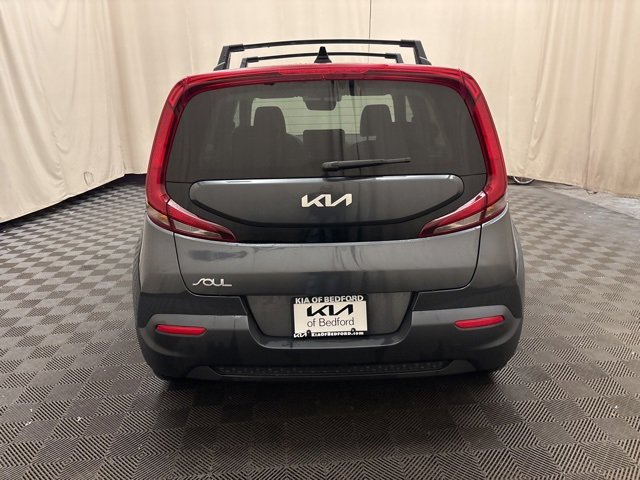 Certified 2022 Kia Soul LX image 6