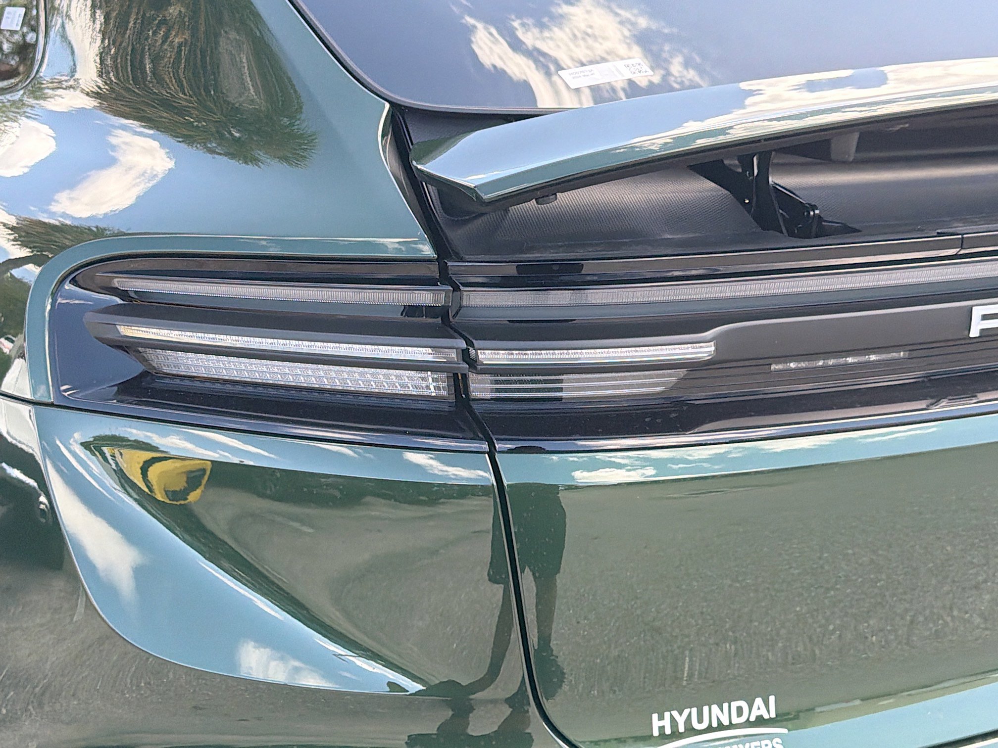 Used 2024 Porsche Macan 4 Electric image 10