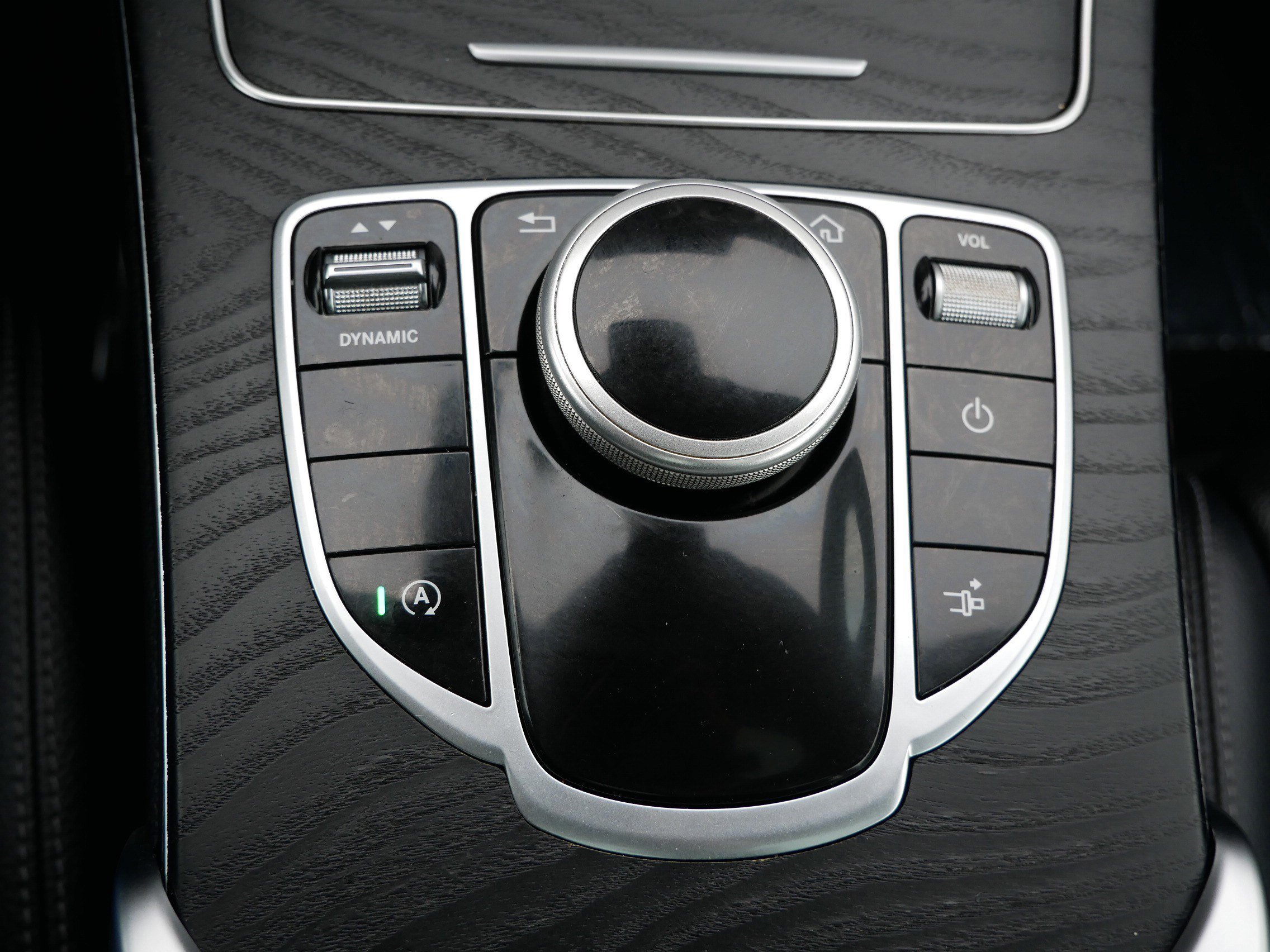 Used 2020 Mercedes-Benz C 300 4MATIC Coupe image 33