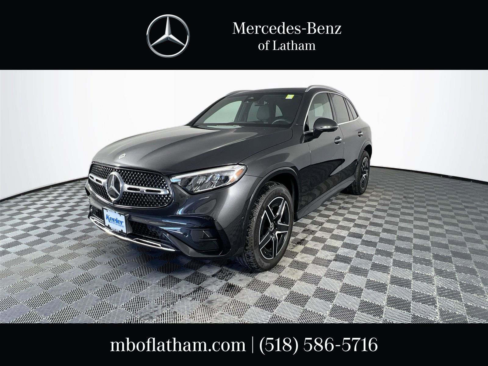 Used 2025 Mercedes-Benz GLC 300 4MATIC image 1