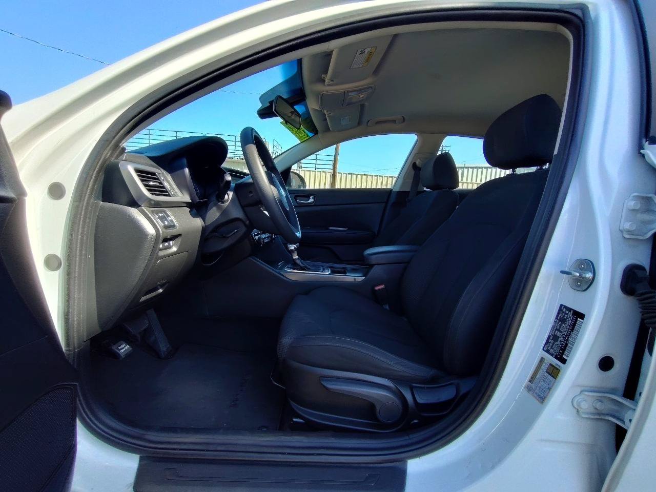 Used 2019 Kia Optima LX FWD image 14