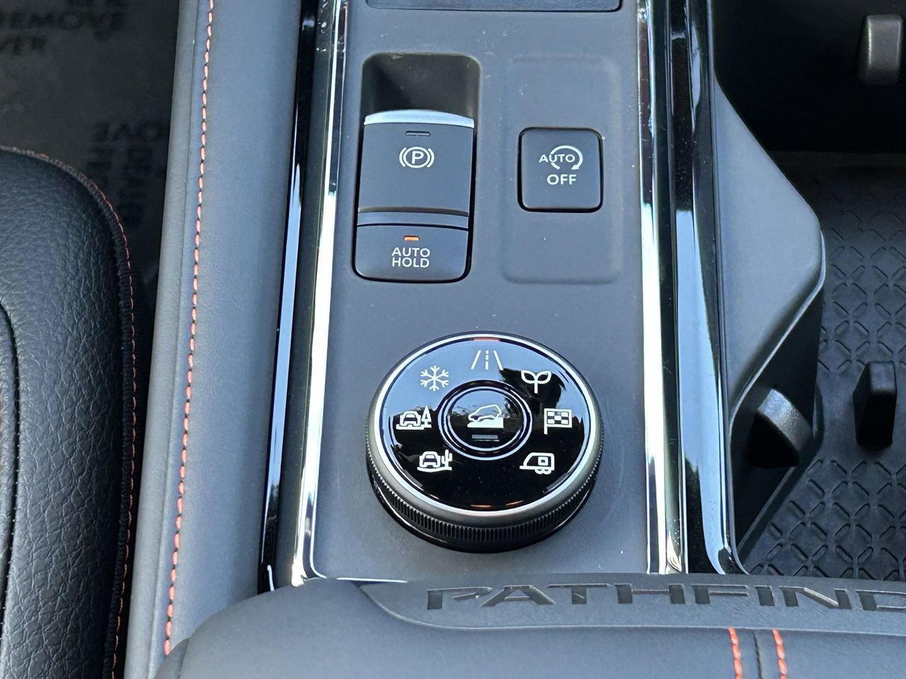 New 2026 Nissan Pathfinder Rock Creek AWD/4WD image 24