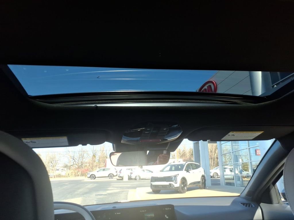 New 2026 Kia K4 GT-Line Turbo image 11