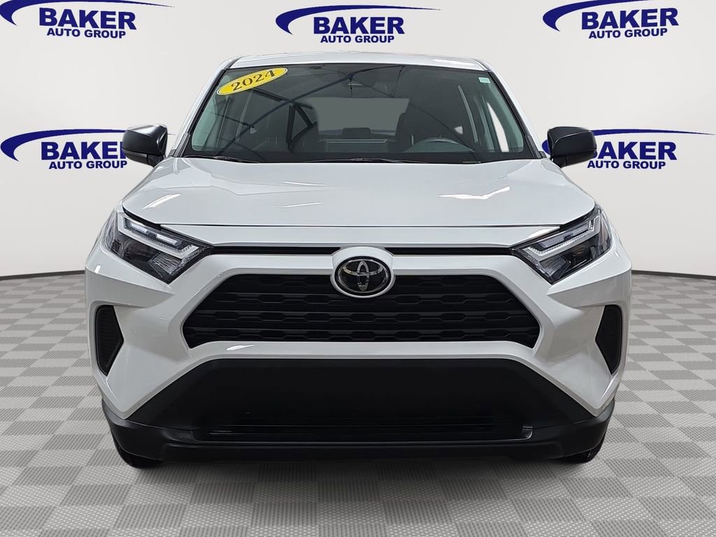 Used 2024 Toyota RAV4 LE image 2