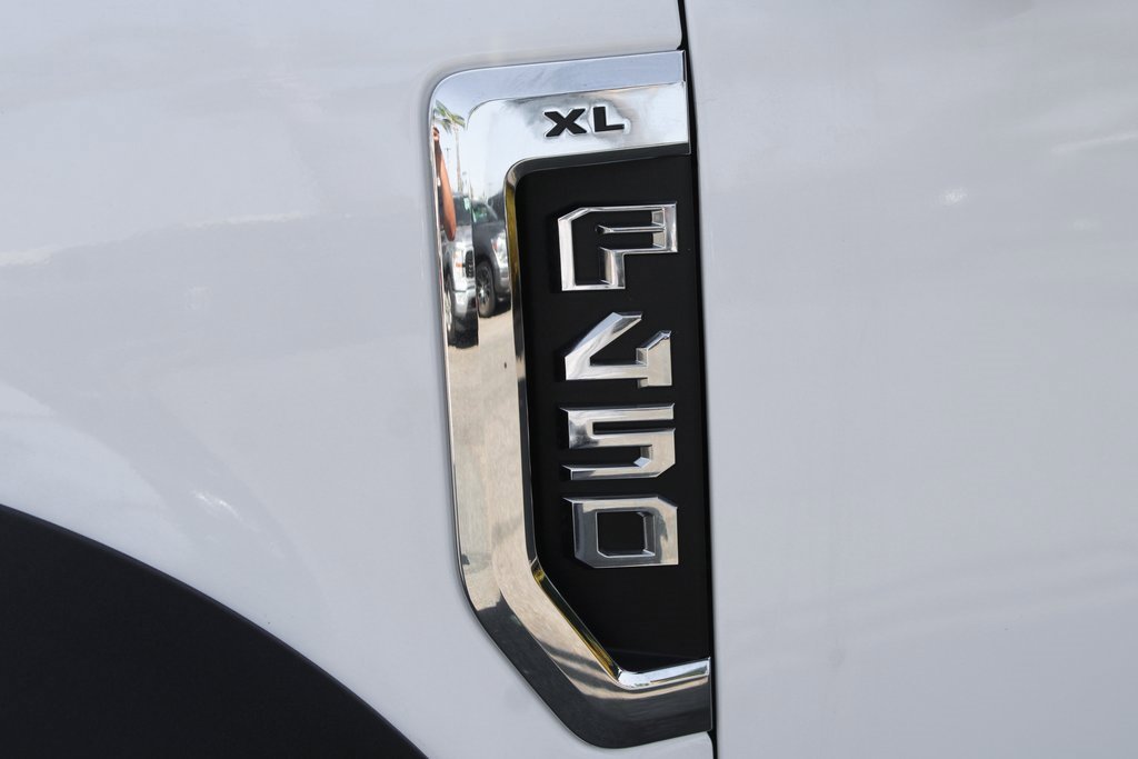 Used 2018 Ford F450 XL w/ Trailer Tow Package image 49