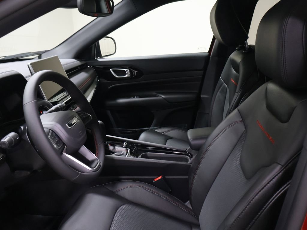 New 2026 Jeep Compass Trailhawk image 9