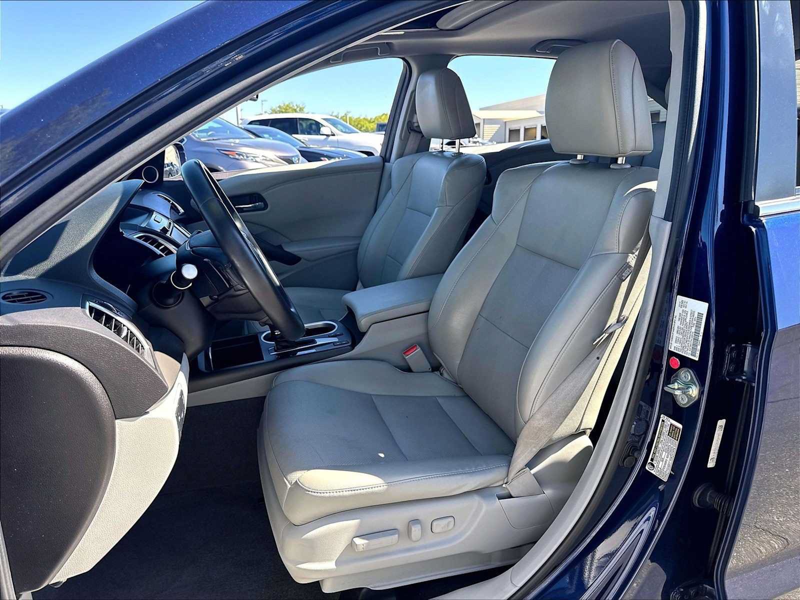 Used 2017 Acura RDX w/ Advance Package AWD/4WD image 27