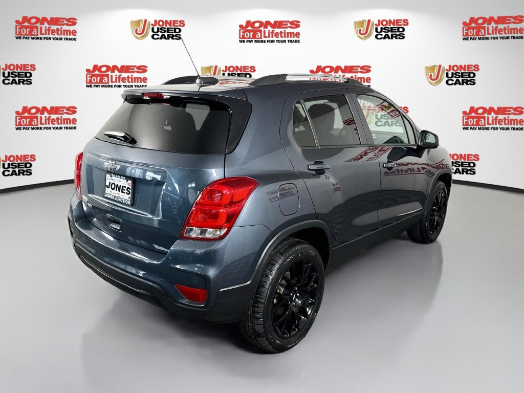 Used 2022 Chevrolet Trax LT w/ Driver Confidence Package AWD/4WD image 14