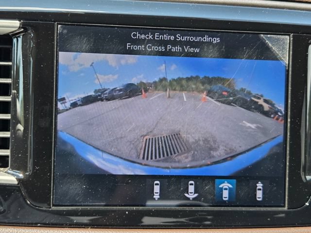 Used 2019 Chrysler Pacifica Touring Plus w/ Advanced Safetytec Group FWD image 21