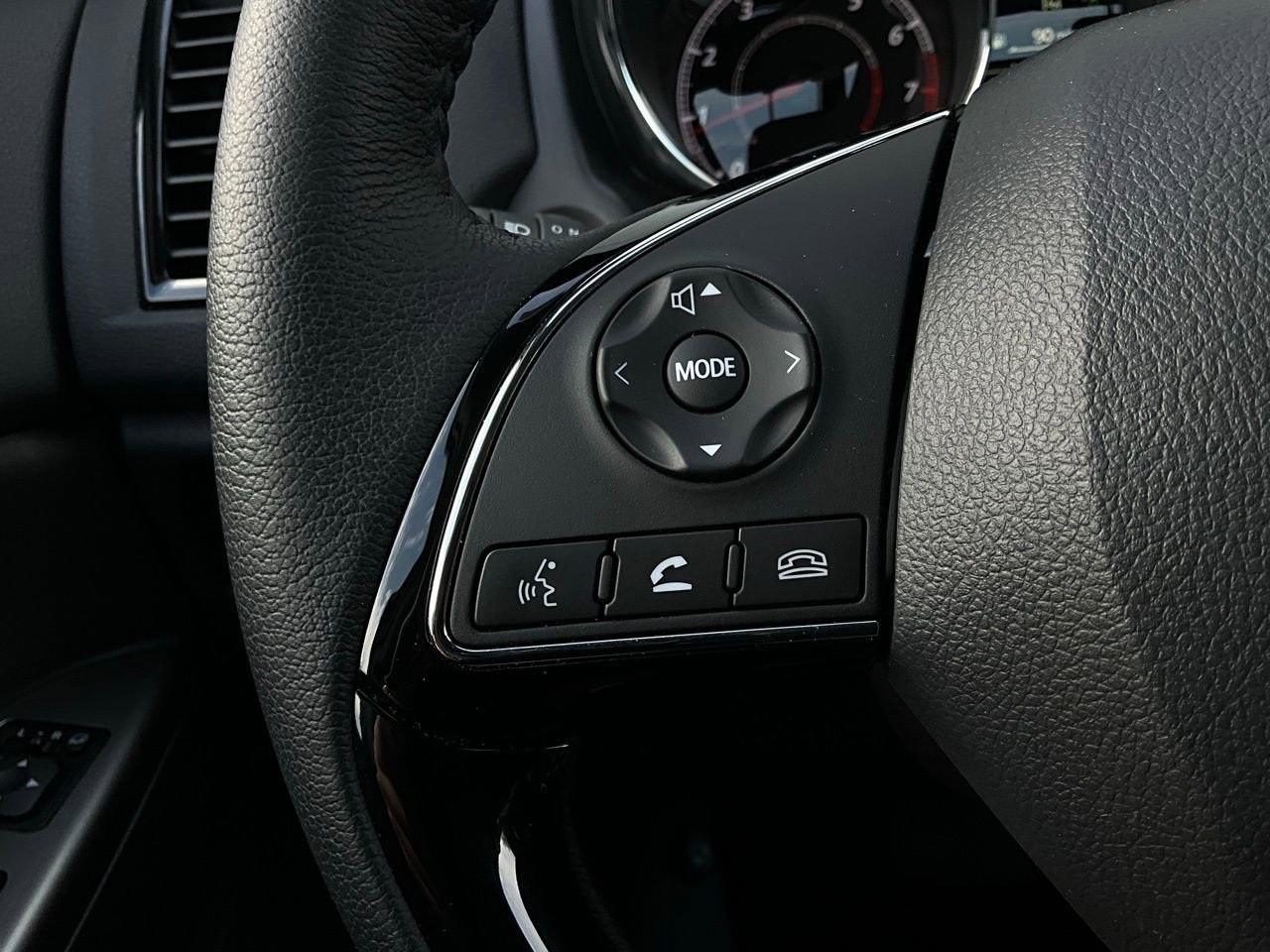 Used 2024 Mitsubishi Outlander Sport SE image 31