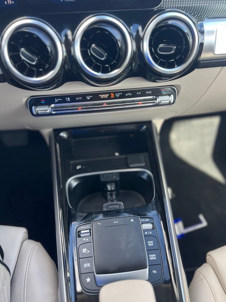 Used 2021 Mercedes-Benz GLB 250 image 15