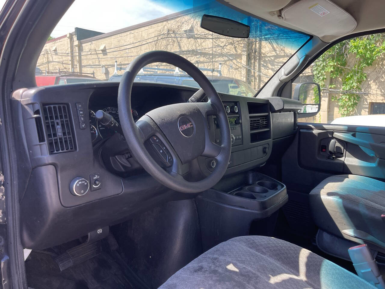 Used 2014 GMC Savana 2500 image 14