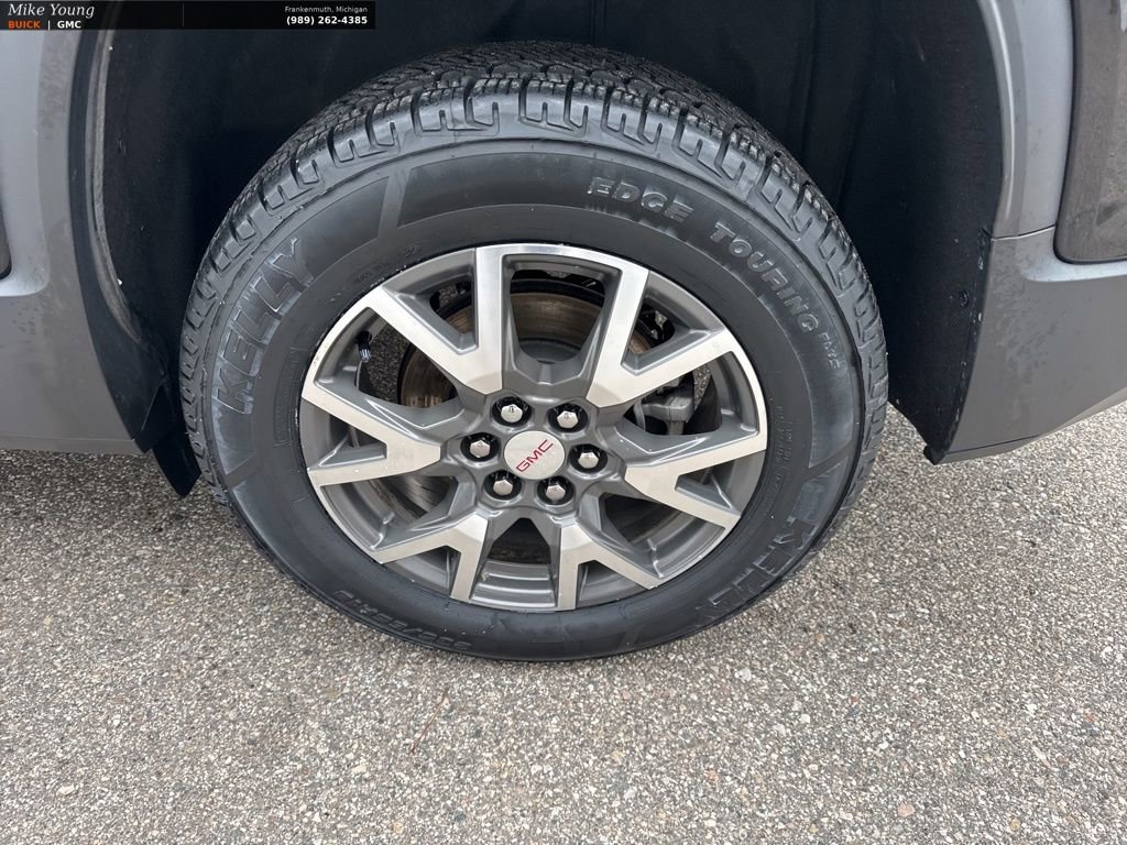 Used 2023 GMC Acadia SLE FWD image 9