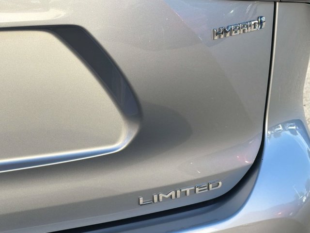 Used 2023 Toyota Highlander Limited AWD/4WD image 7