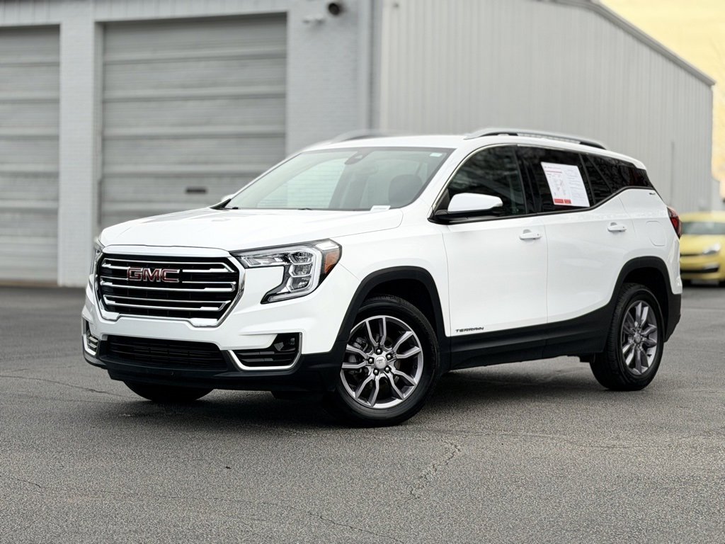 Used 2023 GMC Terrain SLT image 4