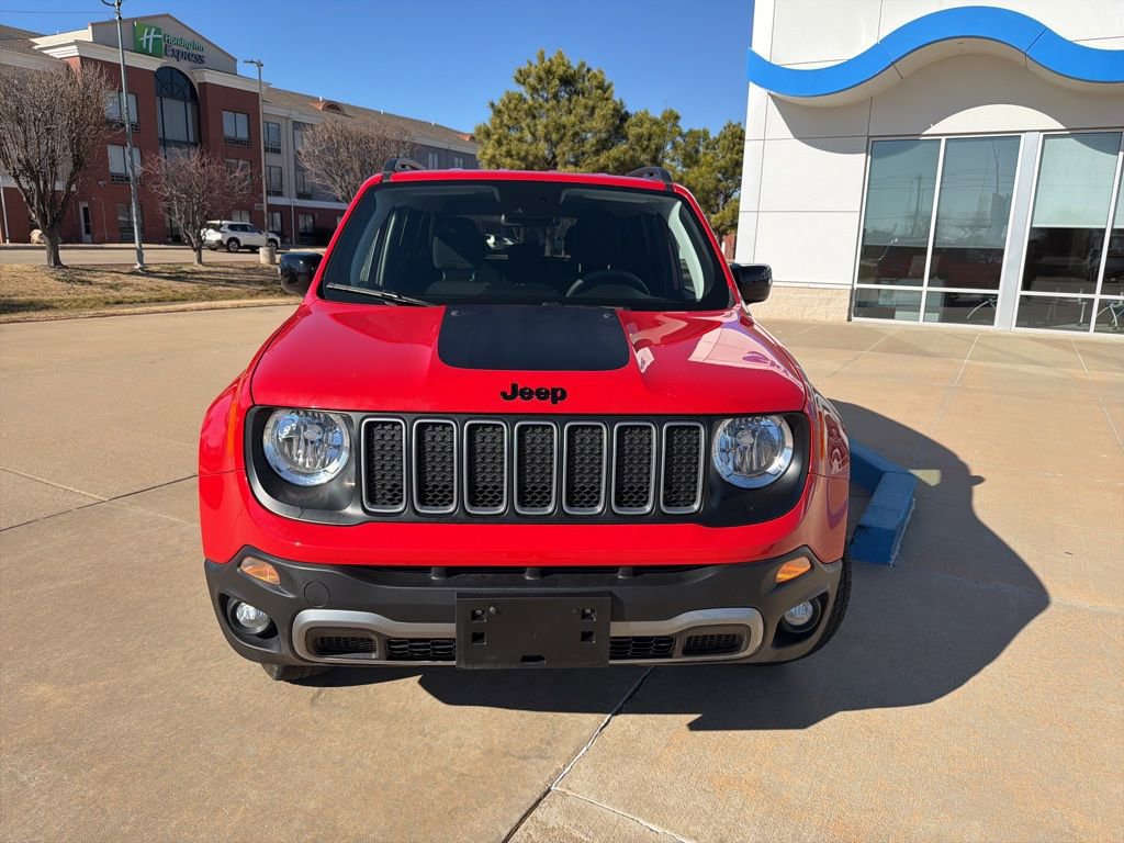 Used 2023 Jeep Renegade Latitude image 2